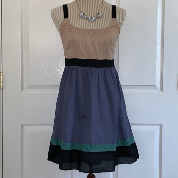 LOFT Dresses & Skirts - Ann Taylor Loft Colorblock Dress